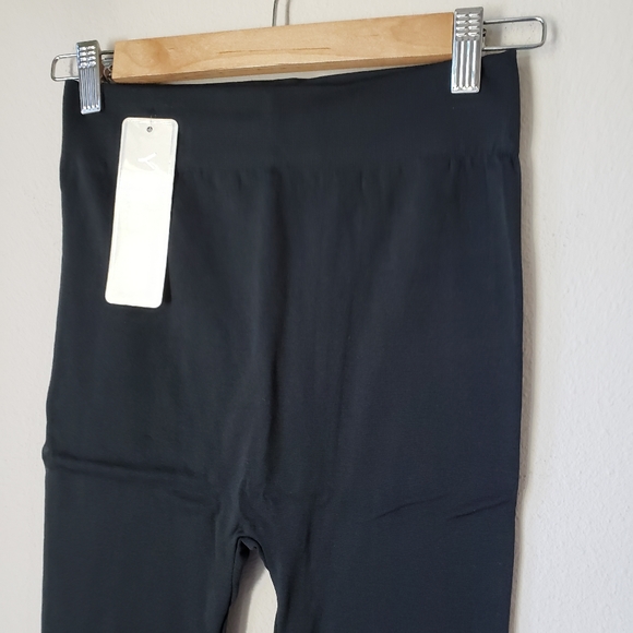 2/$20 High Rise Fleece Lined Leggings - Picture 5 of 10